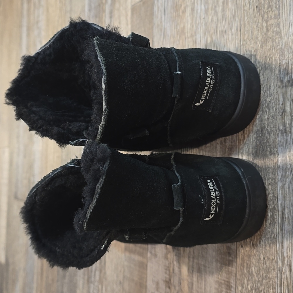 Koolaburra by Uggs Black boot lined Size 9 - Picture 4 of 10
